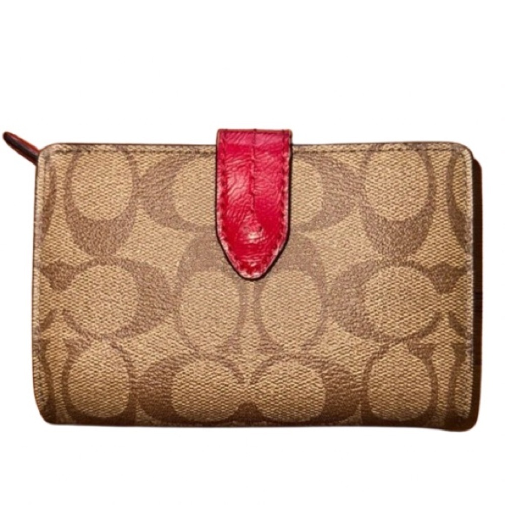 Designer Tan and Red Wallet, C o a c h!​​